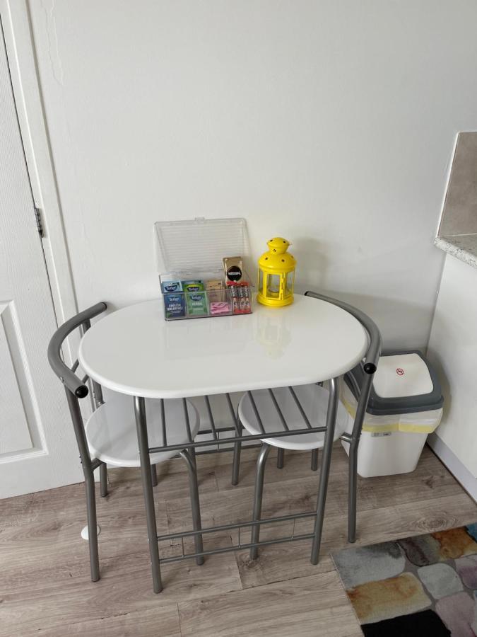 Studio Flat Fully Equipped Apartment Croydon Ngoại thất bức ảnh